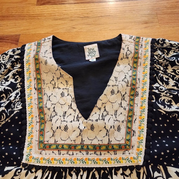 Ivy Jane Embroidered Lace 3/4 Sleeve Tunic M - Picture 2 of 6